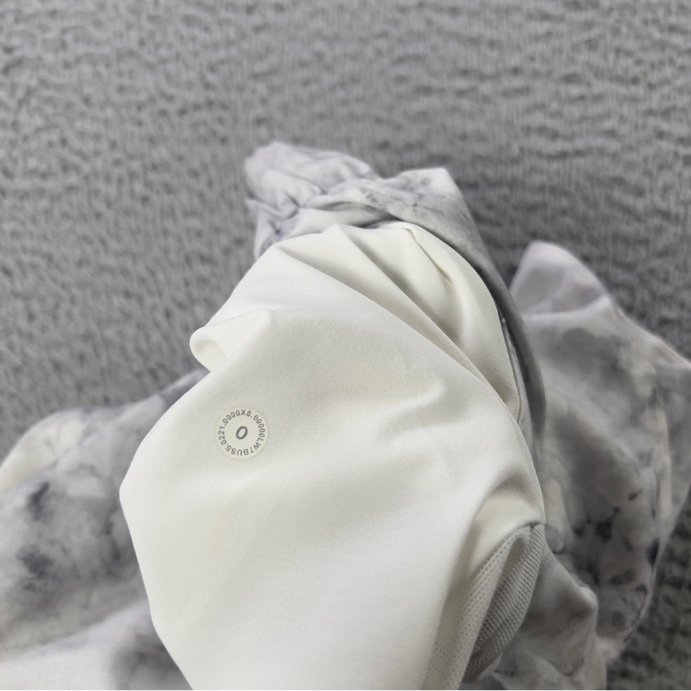 Lululemon Shorts Womens 0 Marble White Elastic Waist Athletic Running Gym Yoga - Picture 4 of 9